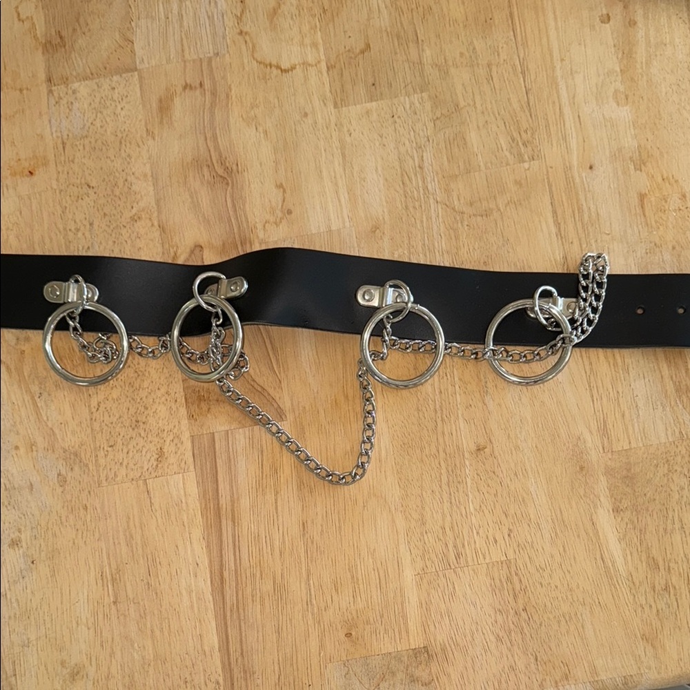 Mary Wyatt London Obituary Leather Belt